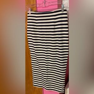 J. CREW Pencil Skirt EUC. Size 0.